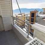 Beach Side Comfort Flat 5